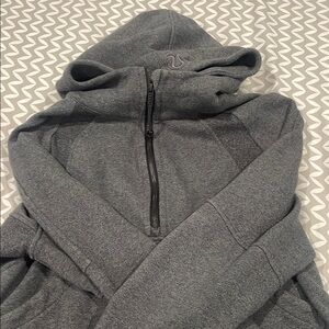 Lululemon women Scuba hoodie